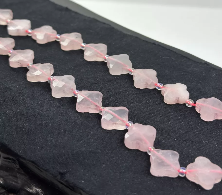 Pembe Kuvars Dizi