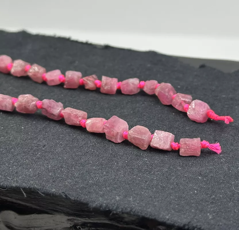 Pembe Turmalin Dizi