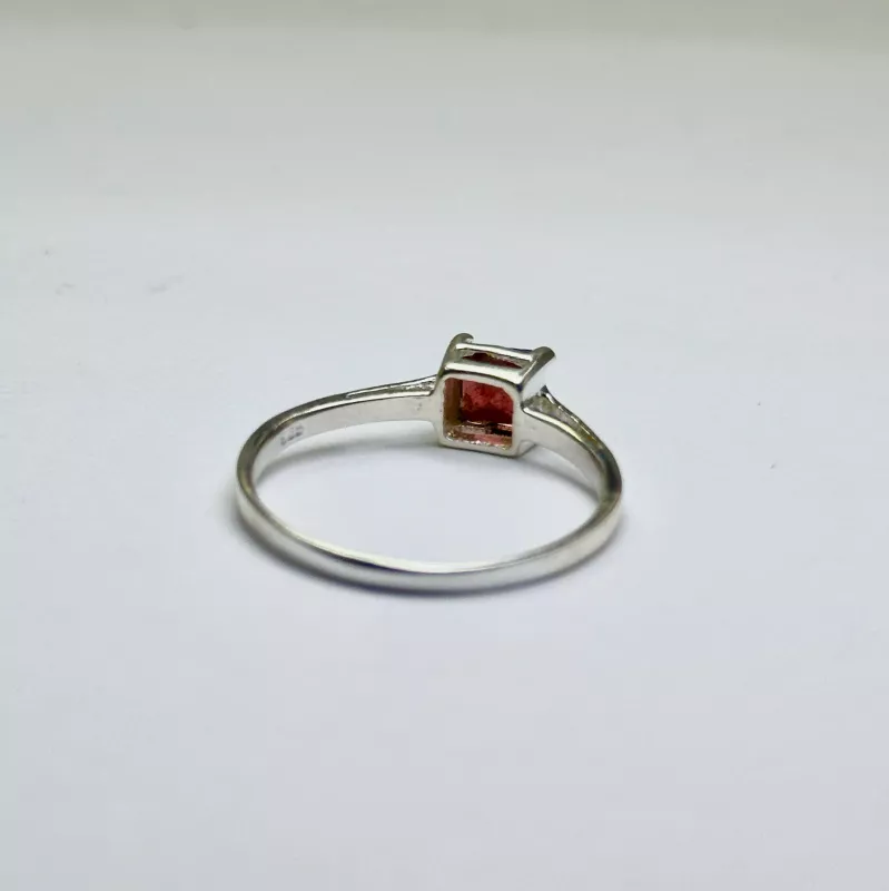 Lal (Garnet) Gümüş Yüzük 