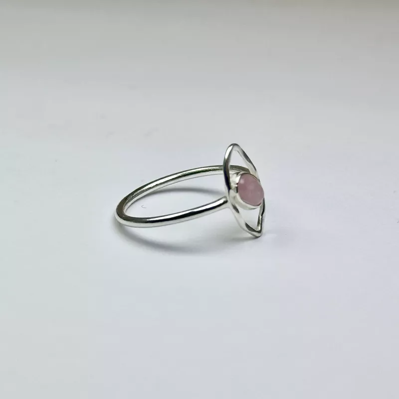 Pembe Kuvars Taşından Gümüş Yüzük