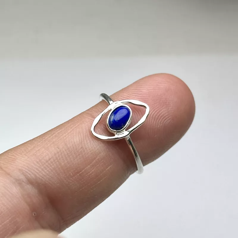Lapis Taşından Gümüş Yüzük