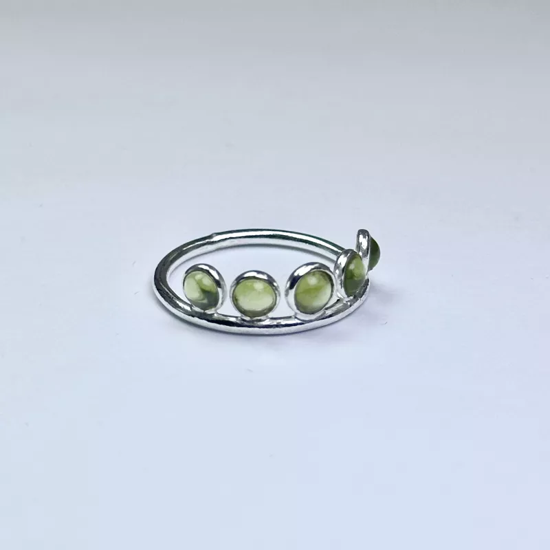 Peridot (Zebercet) Taşından Gümüş Yüzük