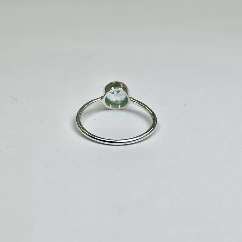 Topaz Taşından Gümüş Yüzük