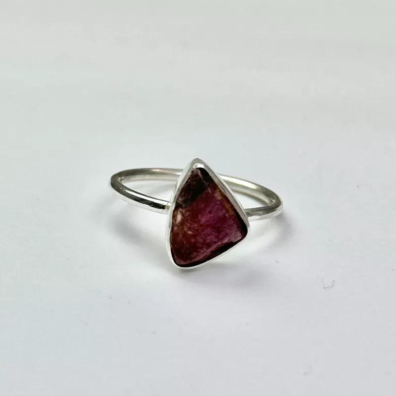 Pembe Turmalin Taşından Gümüş Yüzük