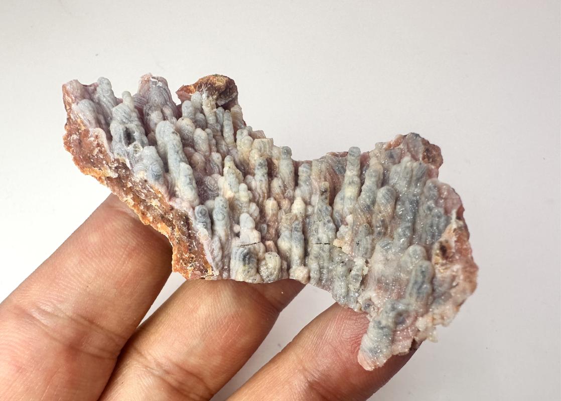 Sarkıt kalsedon kütle