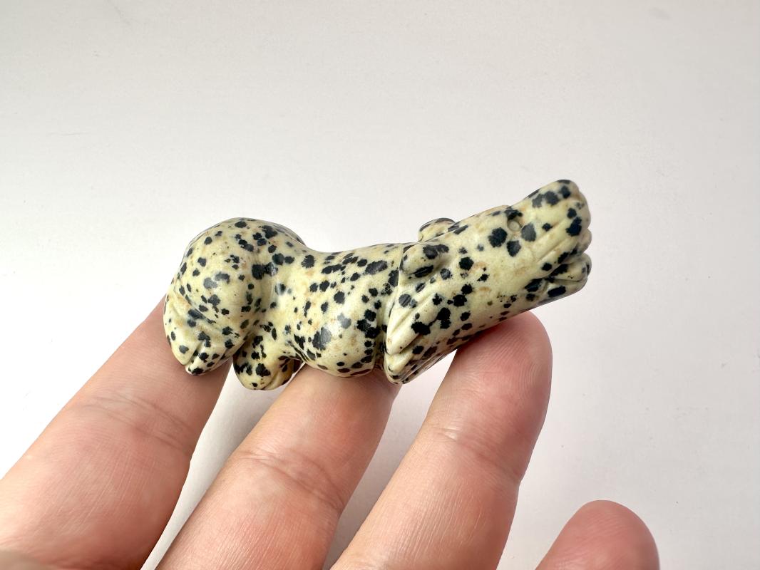 Dalmaçyalı jasper taşından KURT model obje