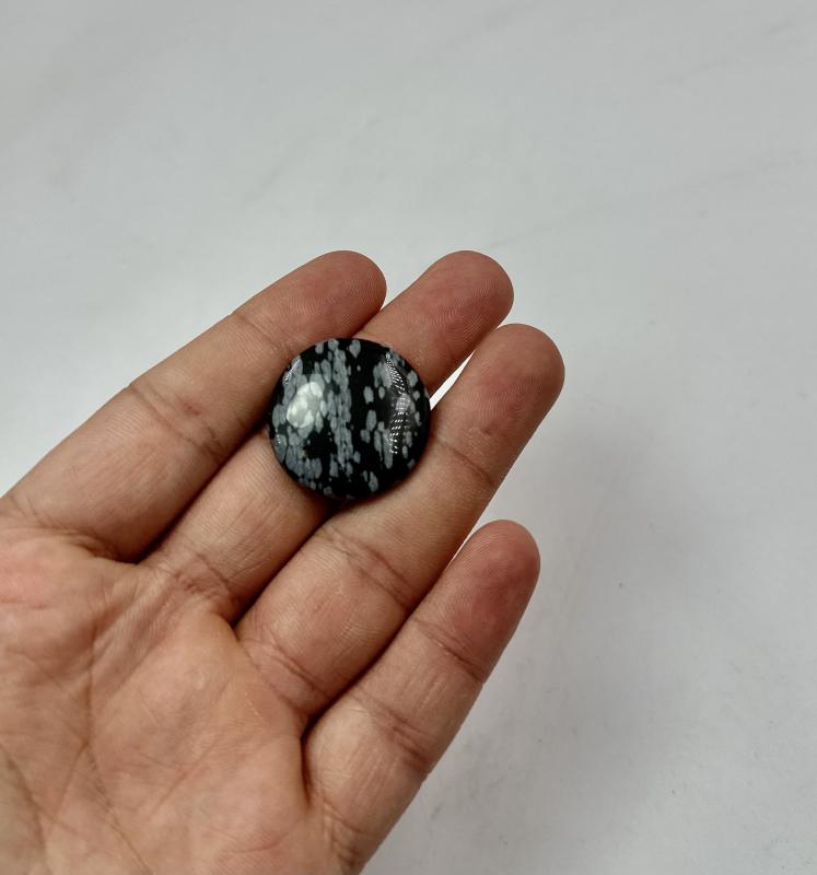 Kar Tanesi Obsidyeni Kaboşon