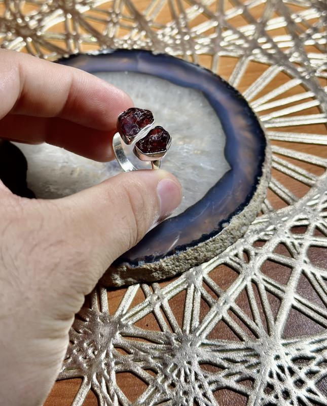 Ham Garnet Taşlarından Gümüş Yüzük