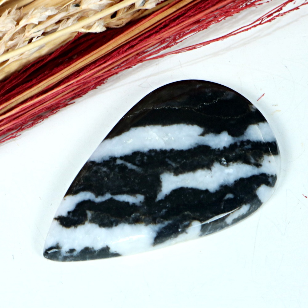Zebra Desen Jasper Taşından Kaboşon
