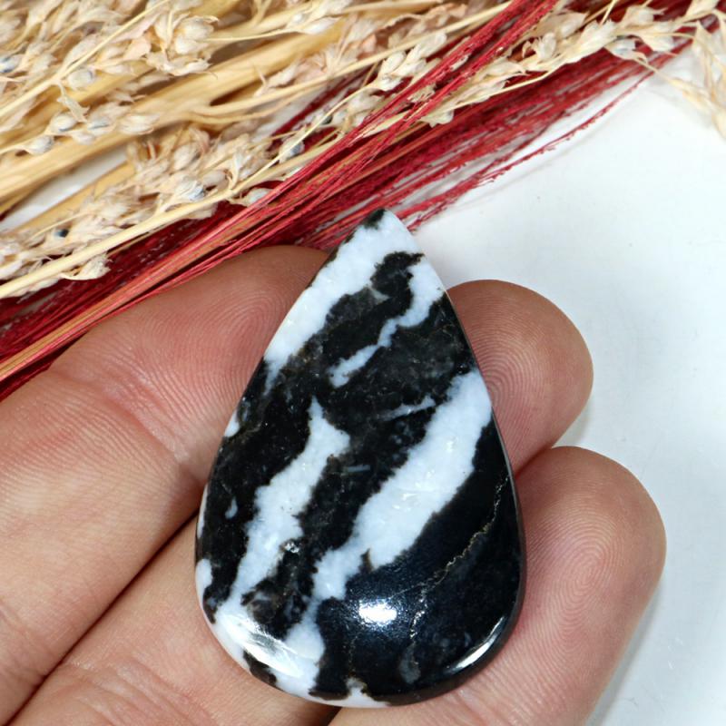 Zebra Desen Jasper Taşından Kaboşon