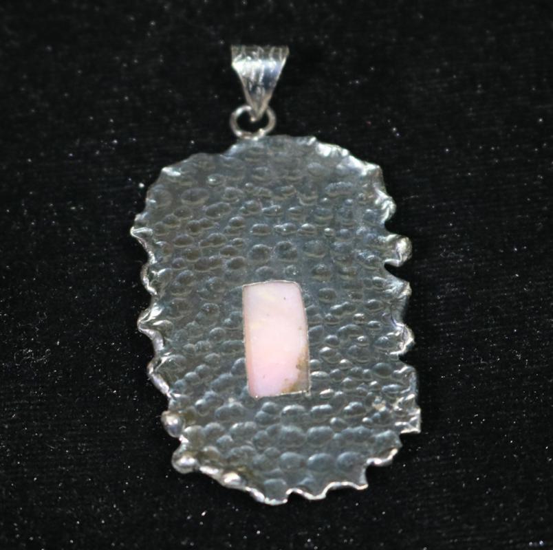 Pembe Opal Taşlı Gümüş Kolye Ucu