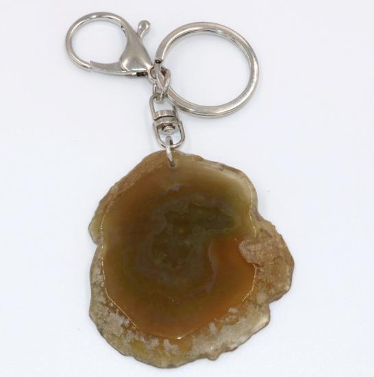 Boyasız akik dilimi kullanıldı.