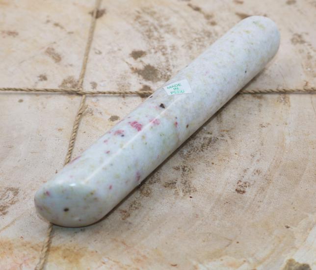 Masaj ve enerji çalışmaları için özel bir ürün.