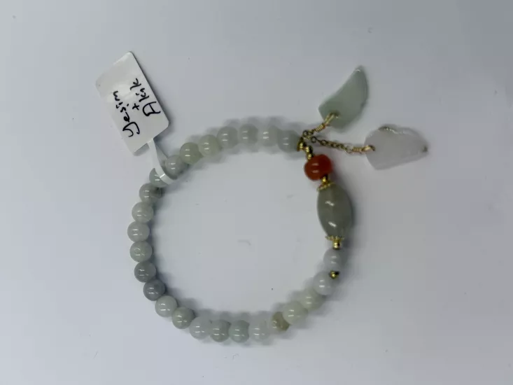 Yada taşı olarak da bilinir.