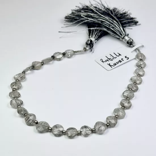 İçindeki doğal efektler tamamen orijinaldir.